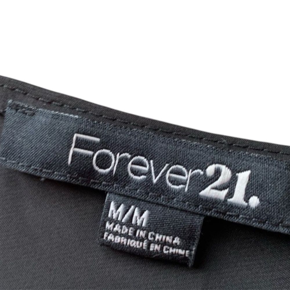 Forever 21 One-Shoulder Ruffle Top | Size Medium - Picture 3 of 3